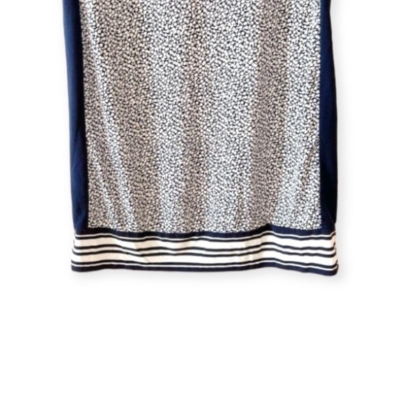 MICHAEL MICHAEL KORS MIDI BLUE AND WHITE FLORAL SHORT SLEEVE DRESS SIZE SMALL - Picture 6 of 11